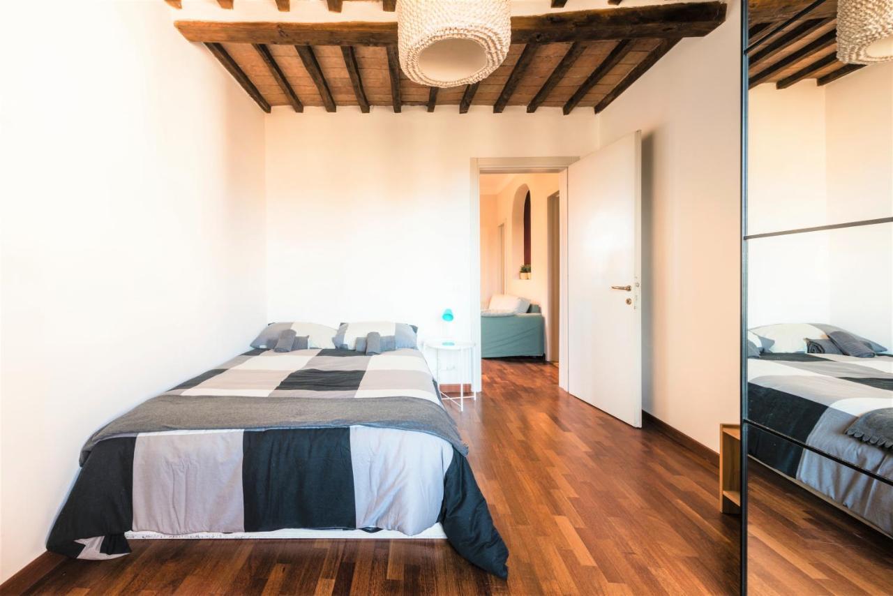 Hostly - La Pera Suite Apartment - 2 Bedrooms, Full Center Pisa Exterior photo