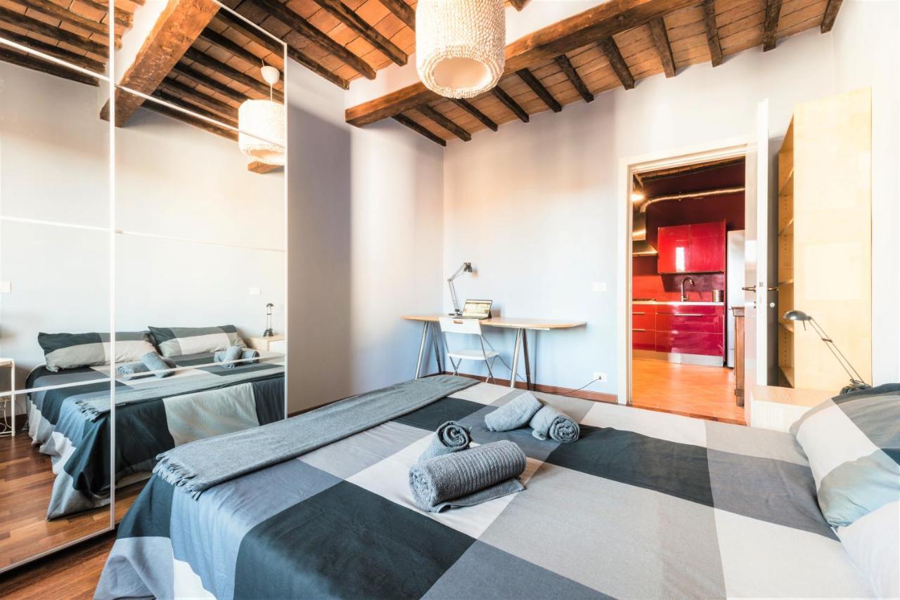Hostly - La Pera Suite Apartment - 2 Bedrooms, Full Center Pisa Exterior photo